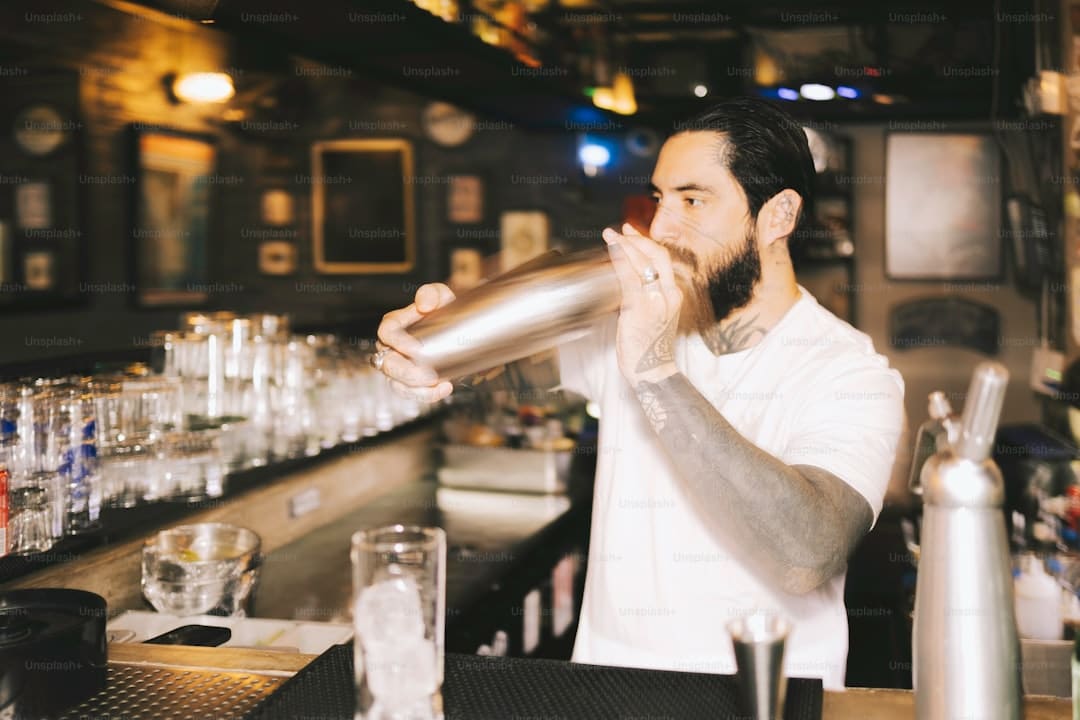 中泰证券：盈利特点凸显 重视银行股出资价值